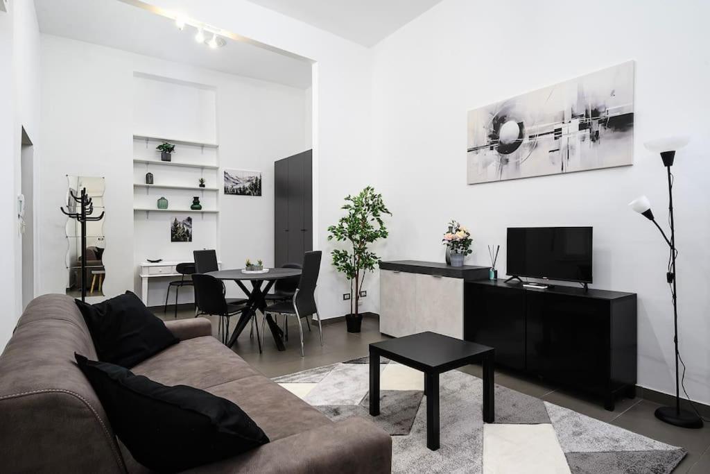 Duomo 4 Persone Via Torino Appartement Milan